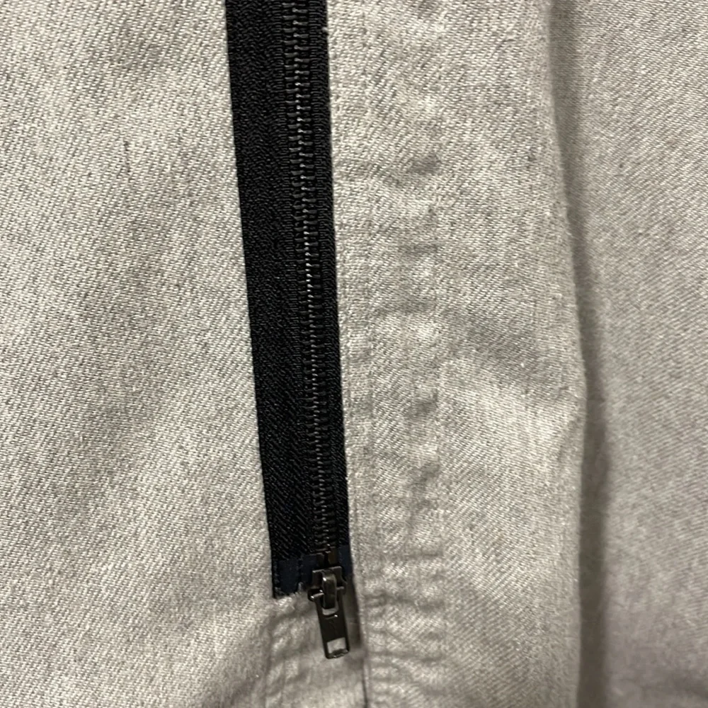 FairPlay size medium zip up flannel - Picture 3 of 5